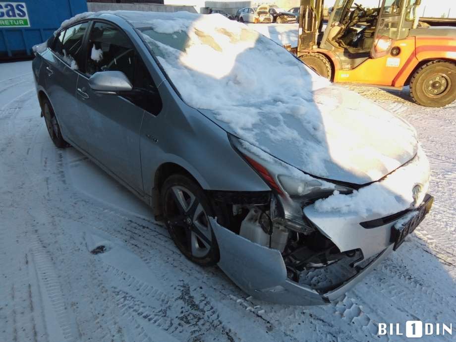 Toyota Prius 2016-2023 (Type IV) (combi) (combi), Motorkode: 2ZR-FXE, Girkassekode: 