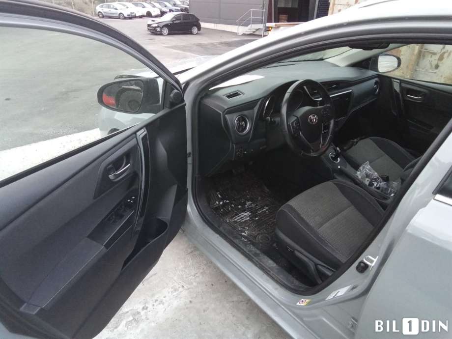 Toyota Auris 2015-2019 (Type II, Fase 2) , Motorkode: 2ZR-FXE, Girkassekode: 
