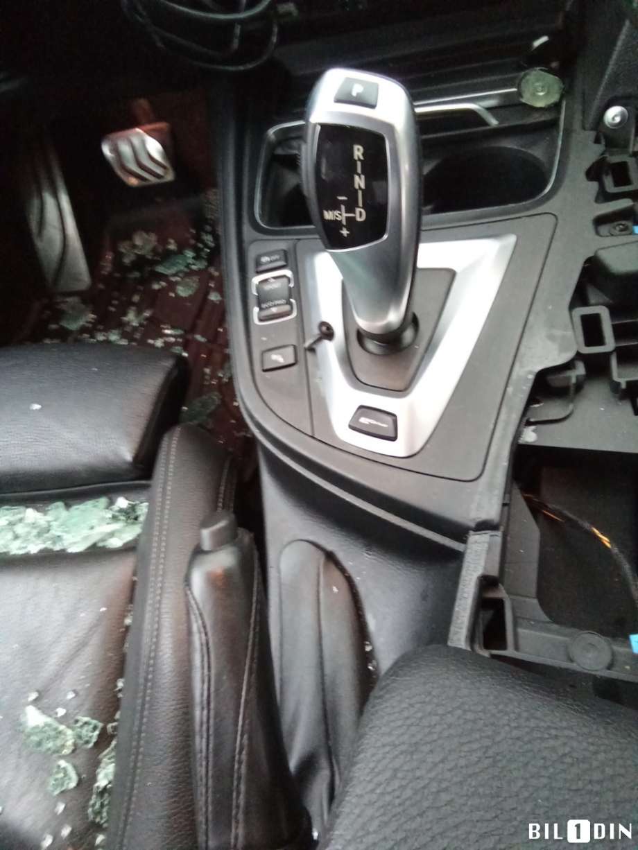 BMW 3-Serie 2012-2018 (F30/F31/F34) (F30/F31/F34), Motorkode: B48-B20A, Girkassekode: 