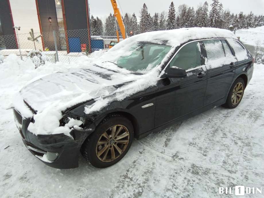 BMW 5-Serie 2010-2017 (F10/F11) (F10/F11), Motorkode: N47-D20C, Girkassekode: 