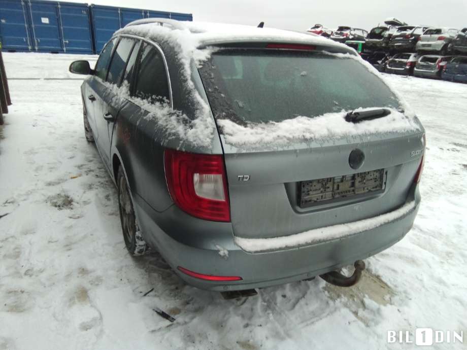 Škoda Superb 2008-2015 (Type II) , Motorkode: CFFB;CLJA, Girkassekode: 