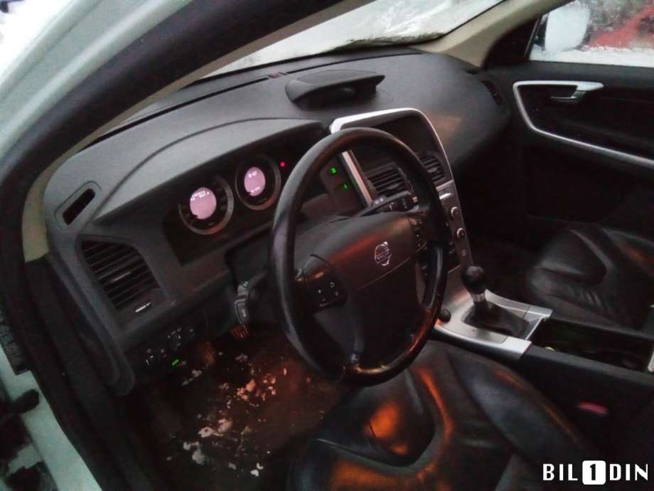 Volvo XC60 2008-2013 (Type I, Fase 1) , Motorkode: D5244T5, Girkassekode: 