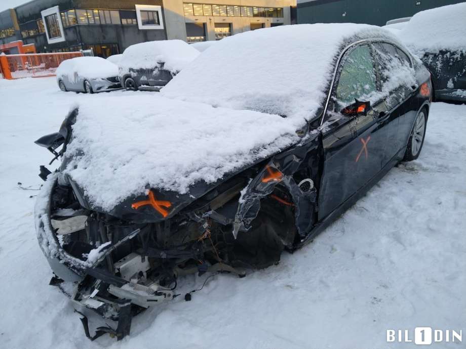 BMW 3-Serie 2012-2018 (F30/F31/F34) (F30/F31/F34), Motorkode: B48-B20A, Girkassekode: 