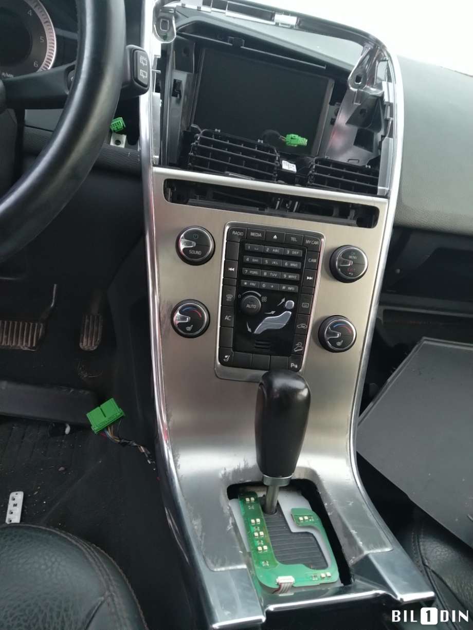 Volvo XC60 2008-2013 (Type I, Fase 1) , Motorkode: D5244T17, Girkassekode:
