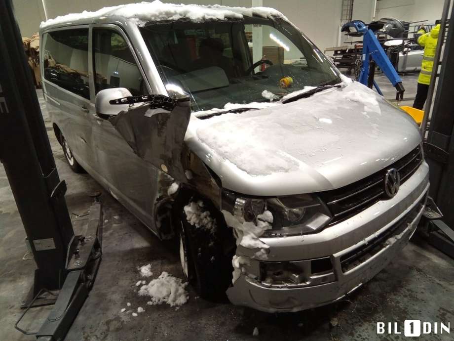 VW Transporter / Caravelle 2009-2015 (Fase 2) (T5) (T5), Motorkode: CAAC;CCHA, Girkassekode: 