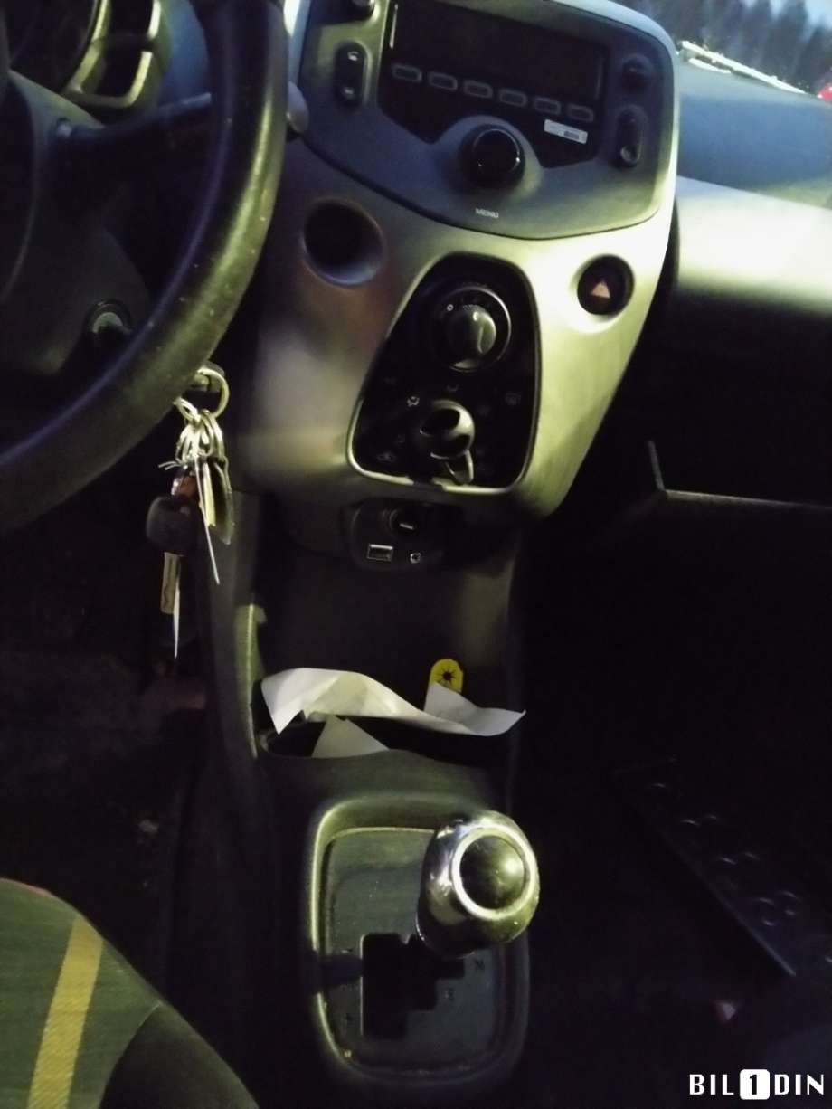 Peugeot 108 2014-->> delebil , Motorkode: CFB, Girkassekode: 