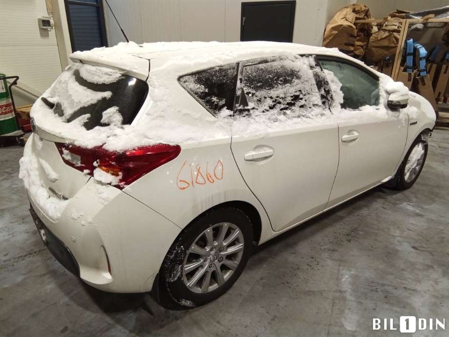 Toyota Auris 2013-2015 (Type II, Fase 1) , Motorkode: 2ZR-FXE, Girkassekode: 