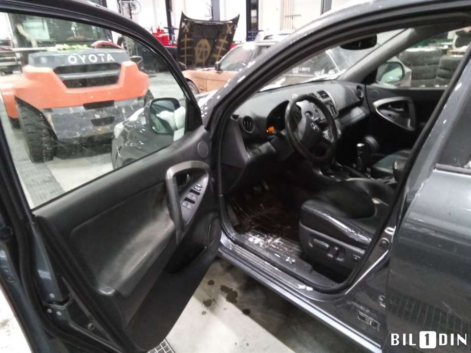Toyota RAV4 2009-2013 (Type III, Fase 2) , Motorkode: 2AD-FTV, Girkassekode: 