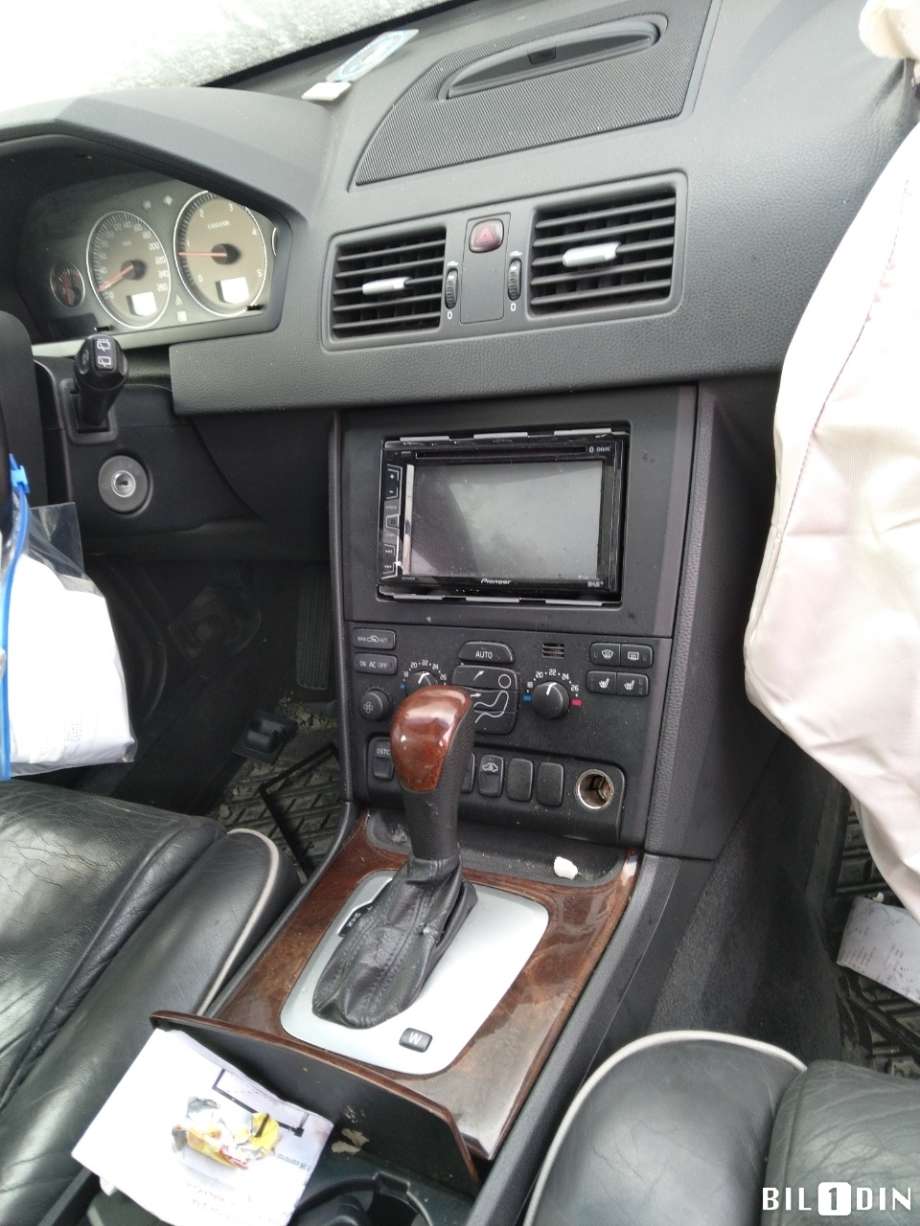 Volvo XC90 2002-2006 (Type I, Fase 1) , Motorkode: D5244T, Girkassekode: 