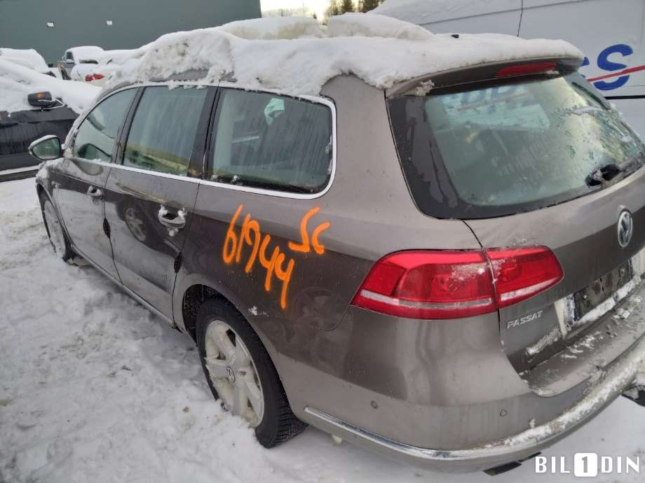 VW Passat 2011-2015 (B7) (B7), Motorkode: CFFB, Girkassekode: 