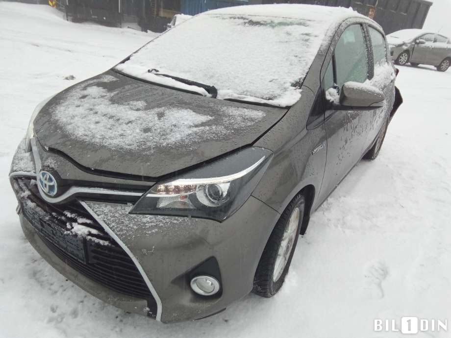Toyota Yaris 2012-2014 (Type III, Fase 1) , Motorkode: 1NZ-FXE, Girkassekode: 