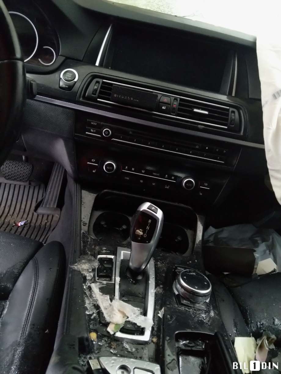 BMW 5-Serie 2010-2017 (F10/F11) (F10/F11), Motorkode: B47-D20A, Girkassekode: 
