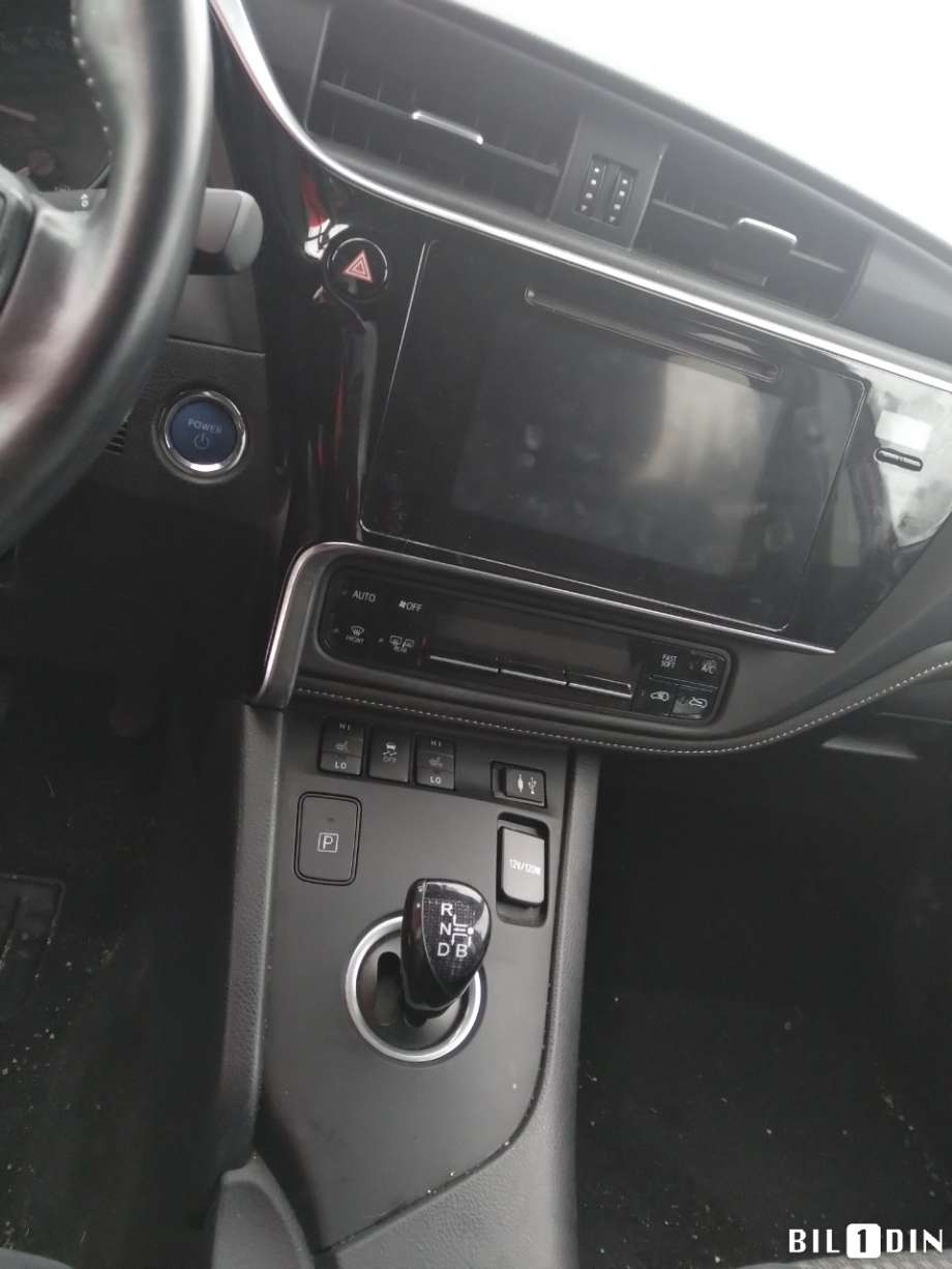 Toyota Auris 2015-2019 (Type II, Fase 2) , Motorkode: 2ZR-FXE, Girkassekode: 