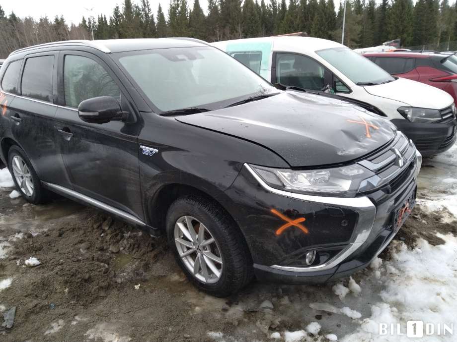Mitsubishi Outlander 2015-->> (Type III, Fase 2) , Motorkode: 4B11, Girkassekode: 