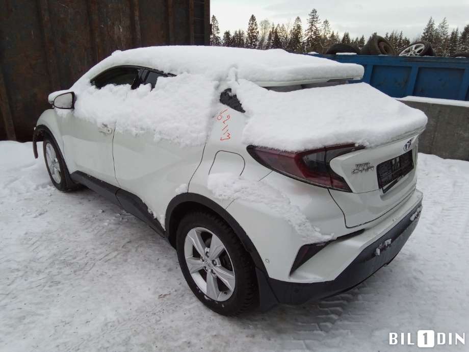 Toyota C-HR 2016-->> , Motorkode: 2ZR-FXE, Girkassekode: 