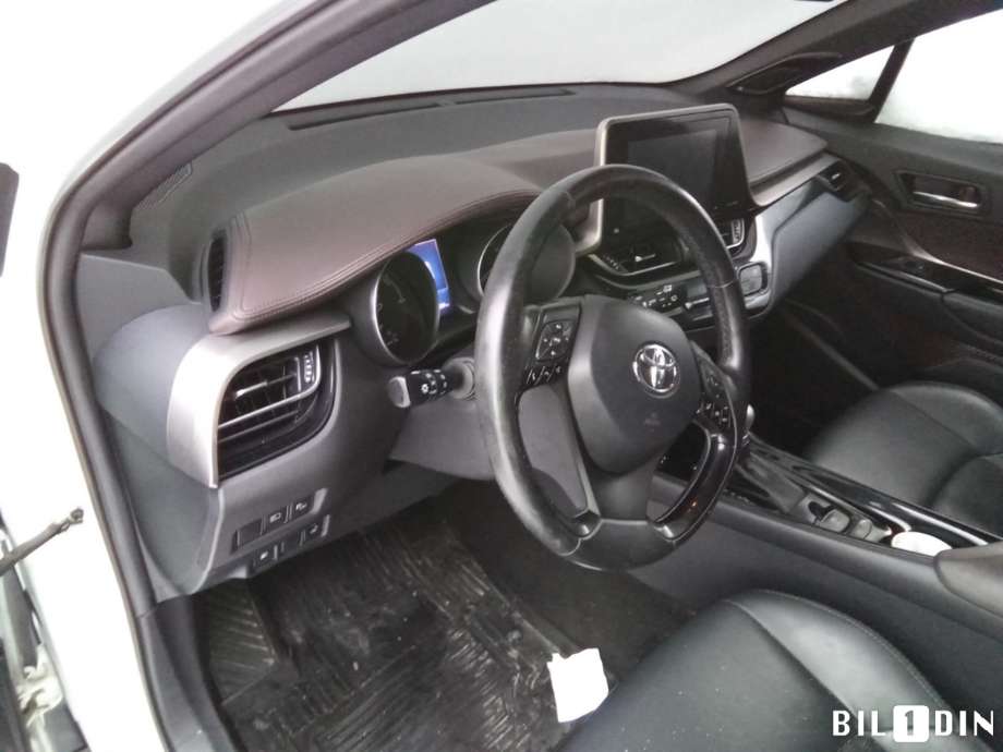 Toyota C-HR 2016-->> , Motorkode: 2ZR-FXE, Girkassekode: 