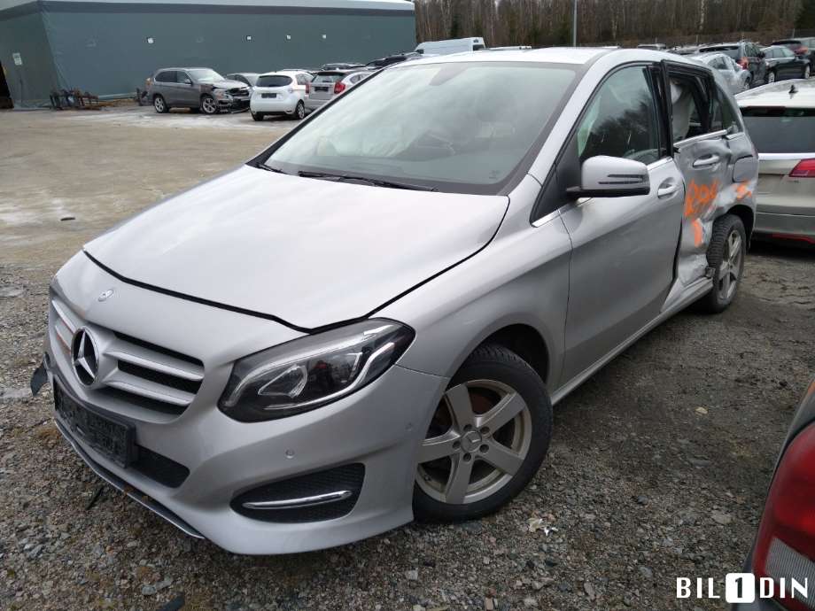Mercedes B-Klasse 2011-2018 (W246) (W246), Motorkode: M270.910, Girkassekode: 