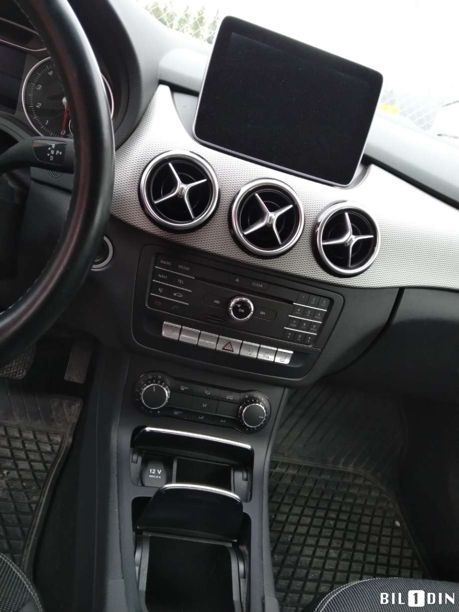 Mercedes B-Klasse 2011-2018 (W246) (W246), Motorkode: M270.910, Girkassekode: 
