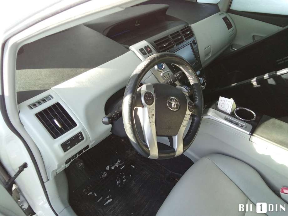 Toyota Prius +7 2012-2020 (Type III) (stasjonsvogn) (stasjonsvogn), Motorkode: 2ZR-FXE, Girkassekode: 
