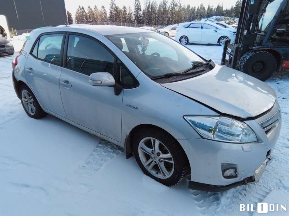 Toyota Auris 2010-2012 (Type I, Fase 2) , Motorkode: 2ZR-FXE, Girkassekode: 