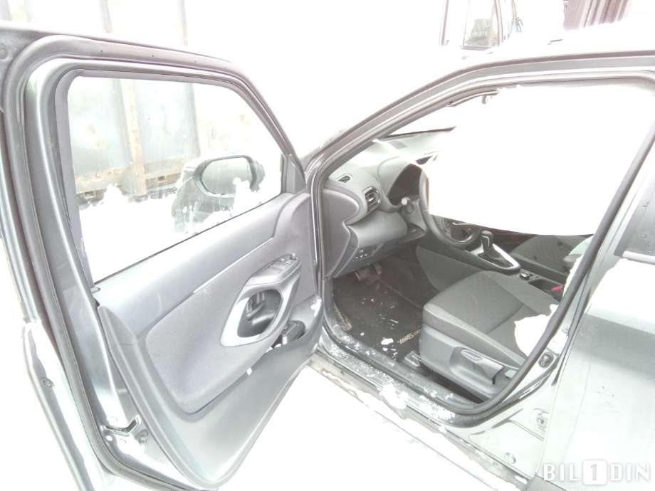 Toyota Yaris Cross (SUV) 2021-->> , Motorkode: , Girkassekode: 
