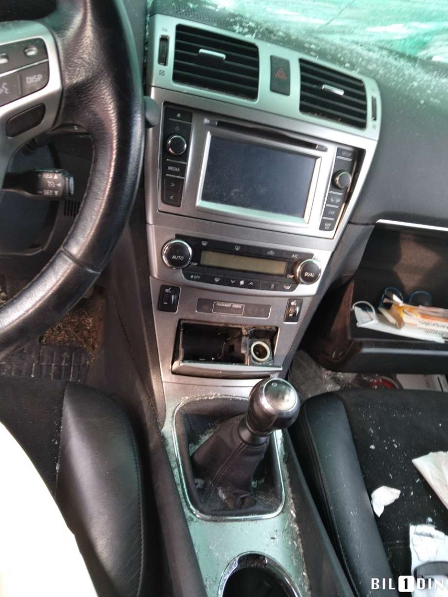 Toyota Avensis 2009-2015 (Type III, Fase 1) , Motorkode: 1AD-FTV, Girkassekode: 