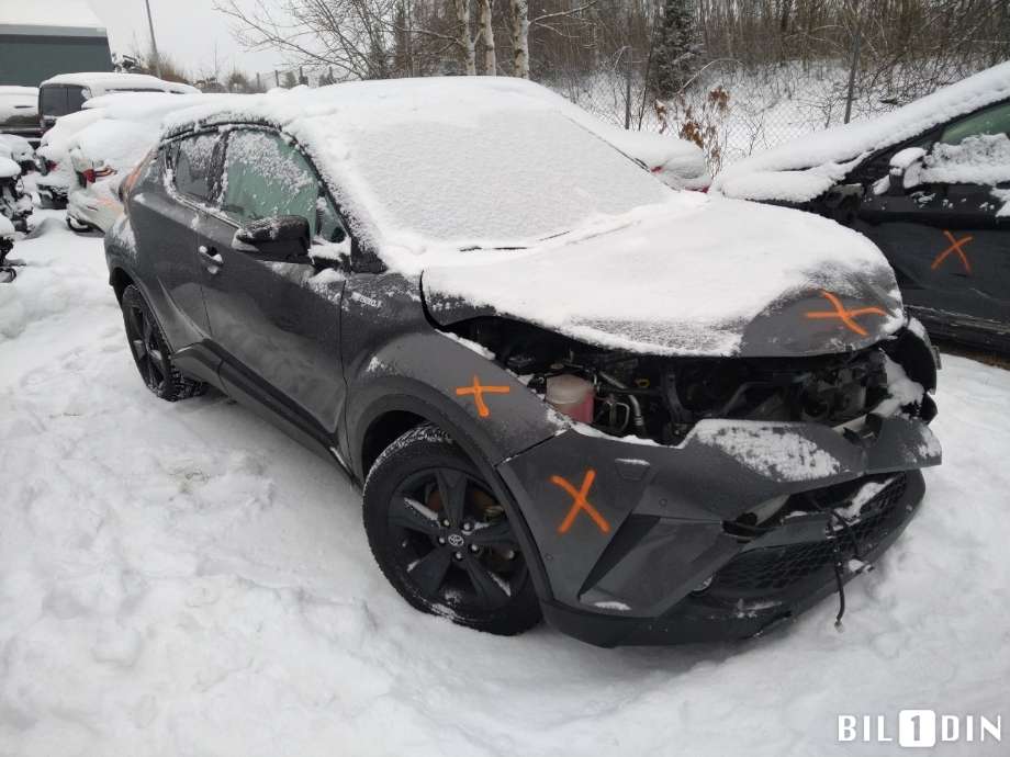 Toyota C-HR 2016-->> , Motorkode: 2ZR-FXE, Girkassekode: 