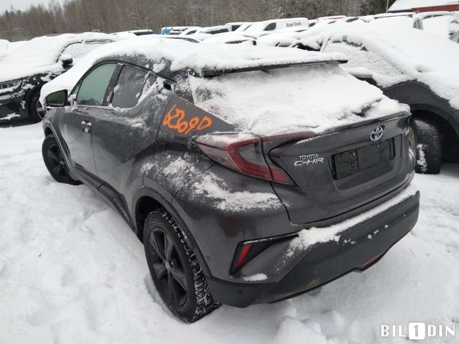Toyota C-HR 2016-->> , Motorkode: 2ZR-FXE, Girkassekode: 