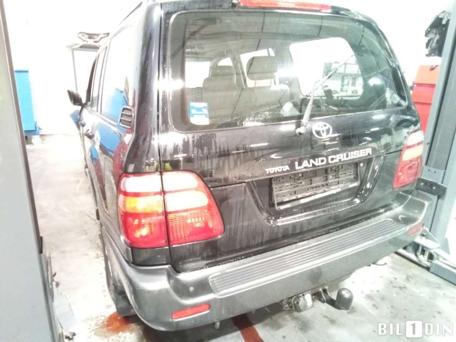 Toyota Land Cruiser 100 1998-2007 , Motorkode: 1HD-FTE, Girkassekode: 