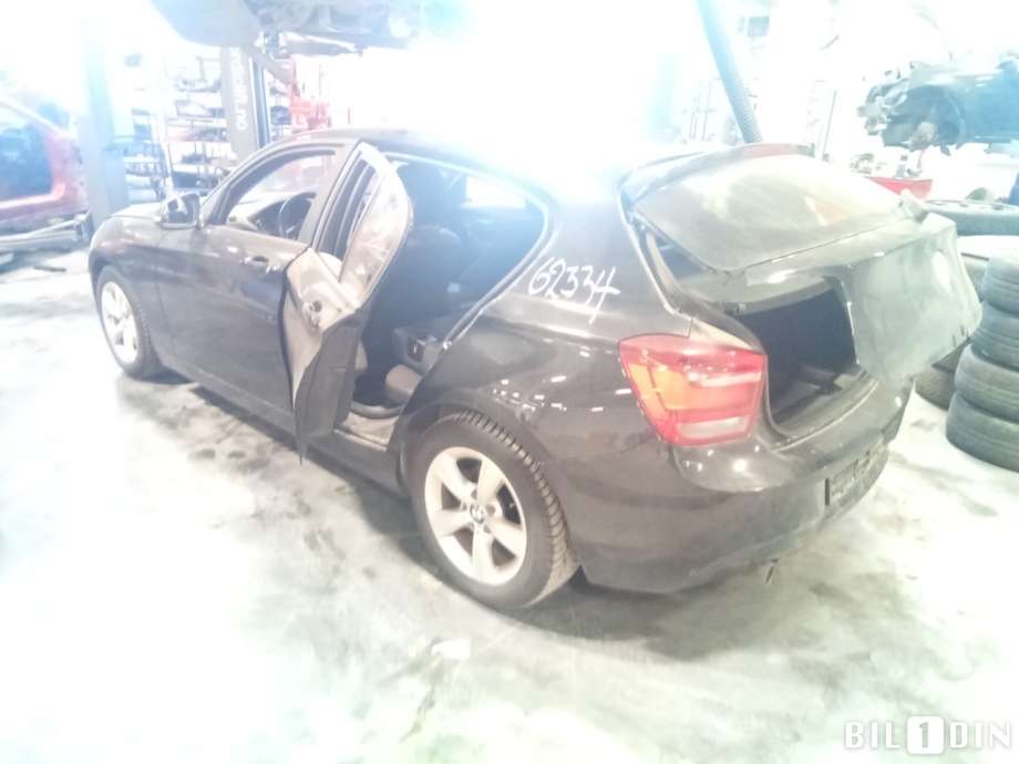 BMW 1-Serie 2011-2015 (Fase 1) (F20/F21) (F20/F21), Motorkode: N47-D20C, Girkassekode: 