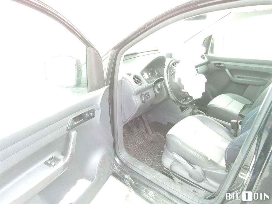 VW Caddy 2010-2015 (Type III, Fase 2) , Motorkode: CFHF, Girkassekode: 