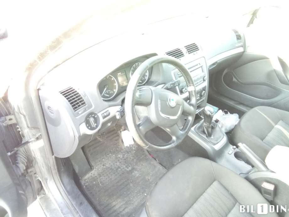 Škoda Octavia 2009-2013 (Type II, Fase 2) , Motorkode: CAXA, Girkassekode: