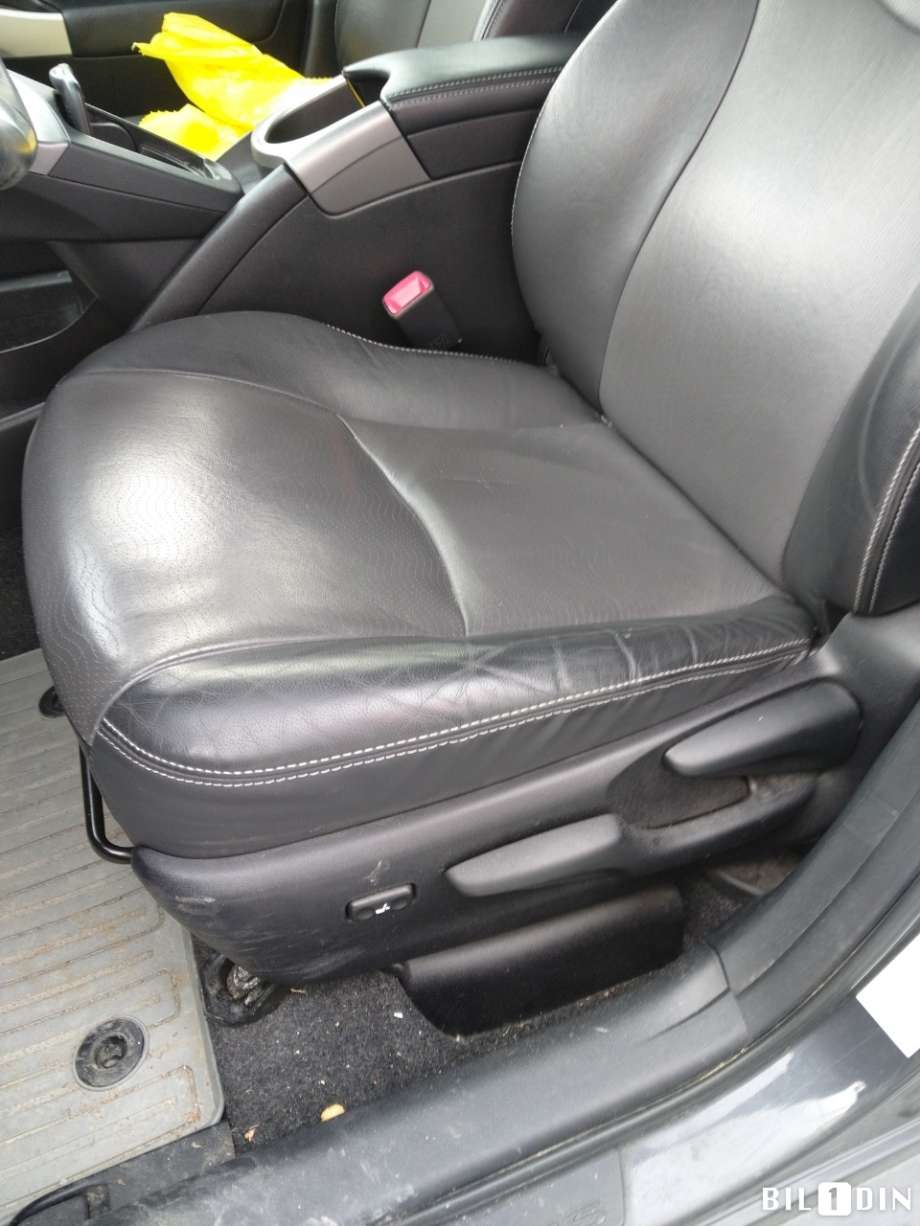 Toyota Prius +7 2012-2020 (Type III) (stasjonsvogn) (stasjonsvogn), Motorkode: 2ZR-FXE, Girkassekode: 