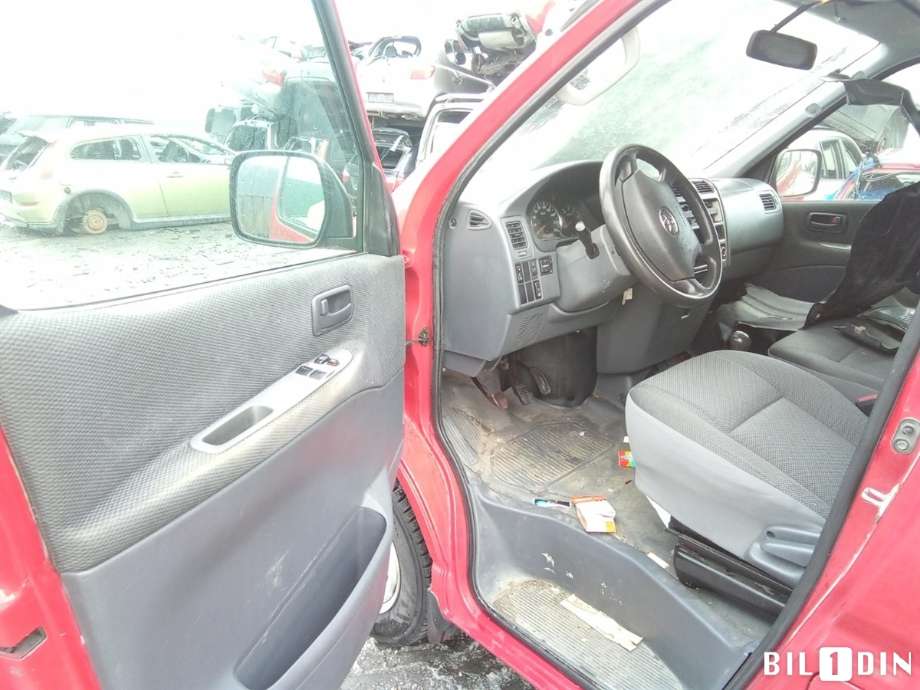 Toyota Hiace 2007-2012 (Fase 3) , Motorkode: 2KD-FTV, Girkassekode: 