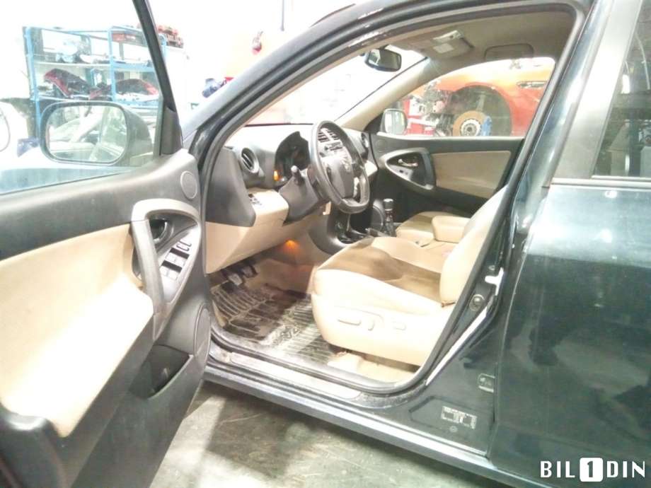 Toyota RAV4 2009-2013 (Type III, Fase 2) , Motorkode: 2AD-FTV, Girkassekode: 