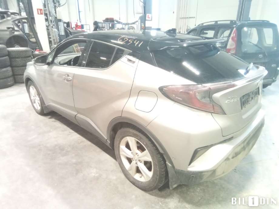 Toyota C-HR 2016-->> , Motorkode: 2ZR-FXE, Girkassekode: 