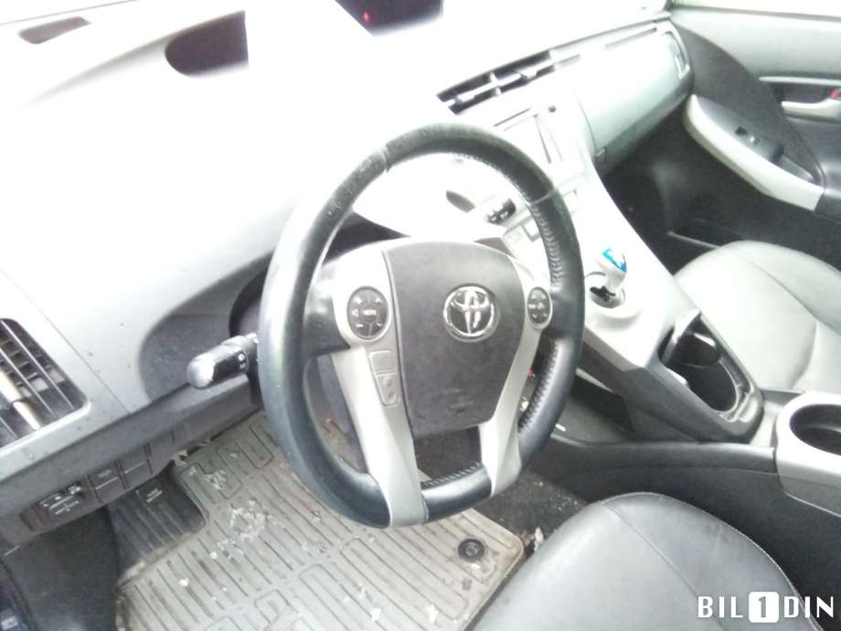 Toyota Prius +7 2012-2020 (Type III) (stasjonsvogn) (stasjonsvogn), Motorkode: 2ZR-FXE, Girkassekode: