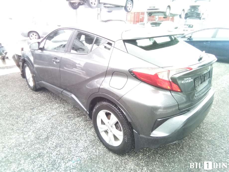 Toyota C-HR 2016-->> , Motorkode: 2ZR-FXE, Girkassekode: 