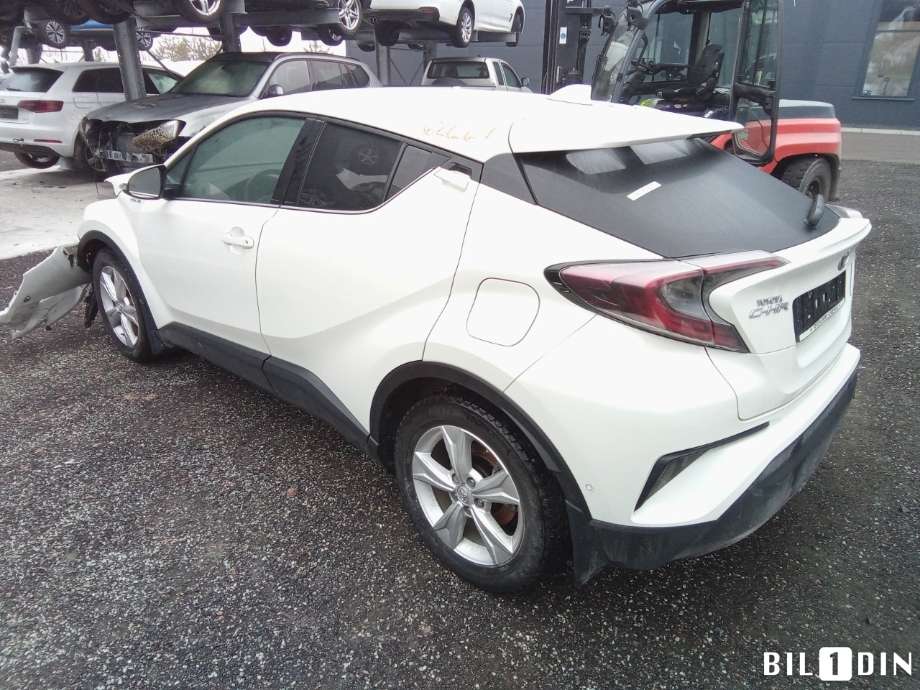 Toyota C-HR 2016-->> , Motorkode: 2ZR-FXE, Girkassekode: 