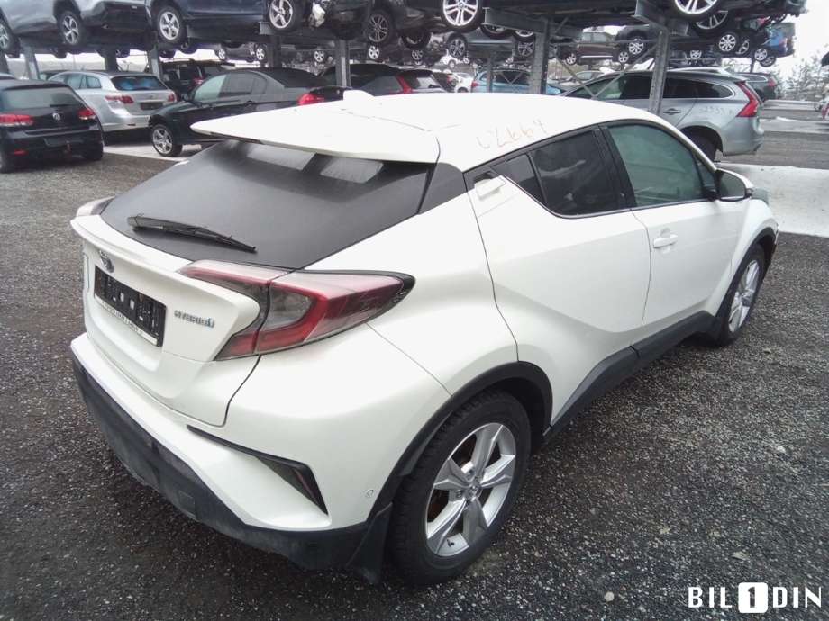 Toyota C-HR 2016-->> , Motorkode: 2ZR-FXE, Girkassekode: 