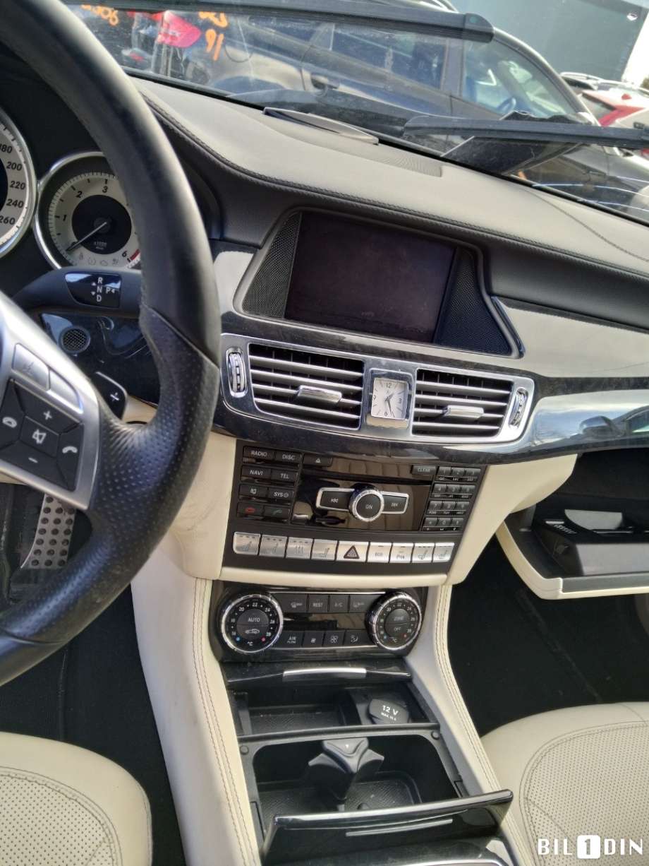 Mercedes CLS 2011-2017 (C218) (C218), Motorkode: OM642.854, Girkassekode: 