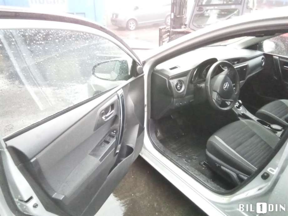 Toyota Auris 2015-2019 (Type II, Fase 2) , Motorkode: 2ZR-FXE, Girkassekode: 