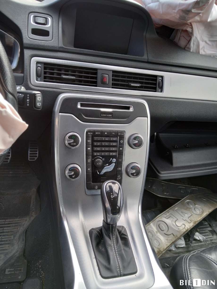 Volvo XC70 2014-2016 (Type II, Fase 2) , Motorkode: D5244T12, Girkassekode: 