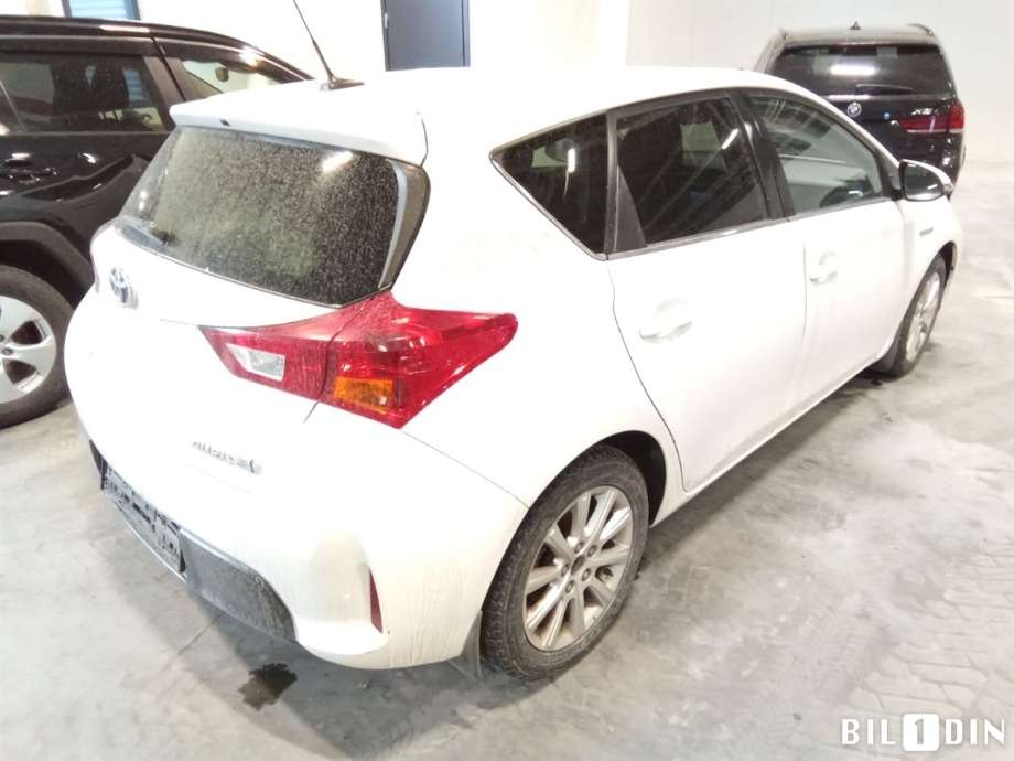 Toyota Auris 2013-2015 (Type II, Fase 1) , Motorkode: 2ZR-FXE, Girkassekode: 