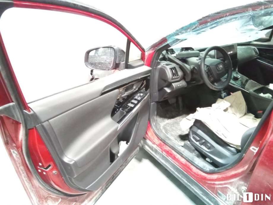Toyota bZ4X 2022-->> , Motorkode: , Girkassekode: 