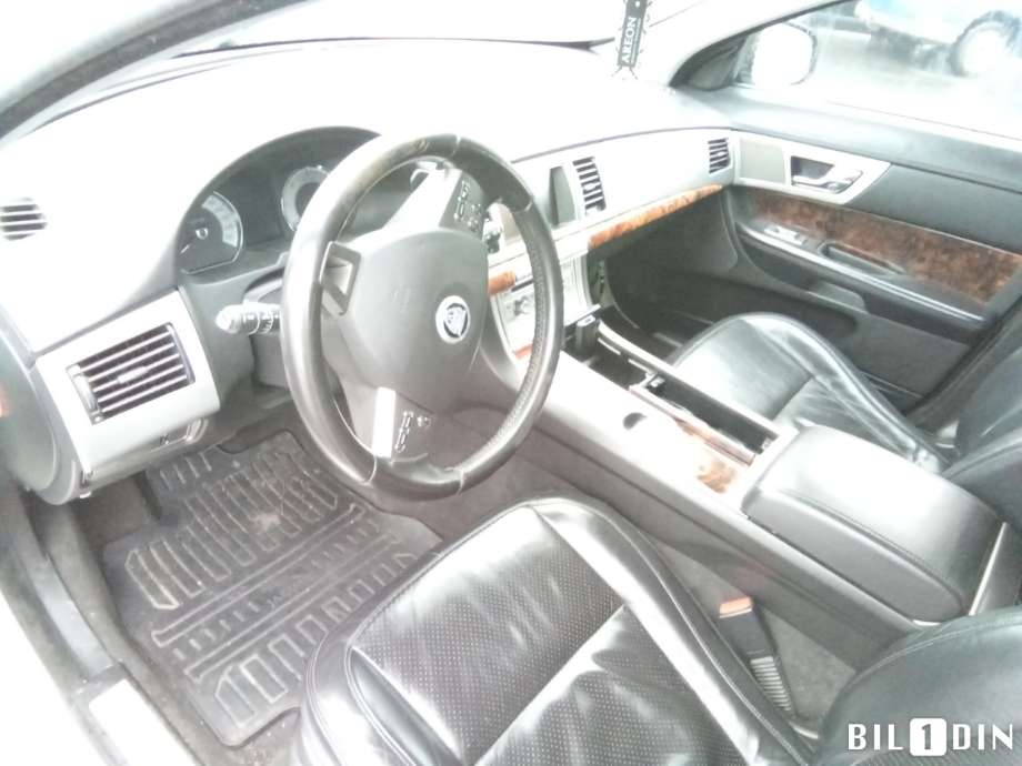 Jaguar XF 2008-2015 (X250) (X250), Motorkode: AJD, Girkassekode: 