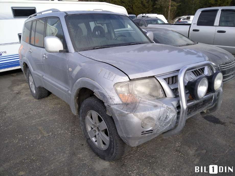 Mitsubishi Pajero 2000-2006 (Type III) , Motorkode: 4M41, Girkassekode: