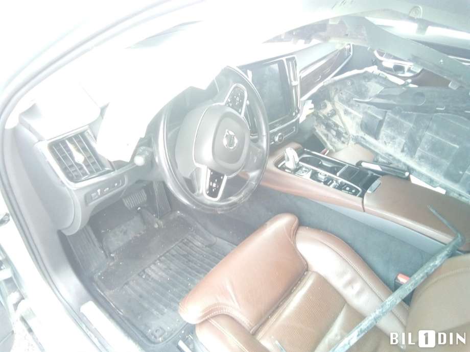 Volvo V90 / V90 CC / S90 2016-->> , Motorkode: B4204T35, Girkassekode: 