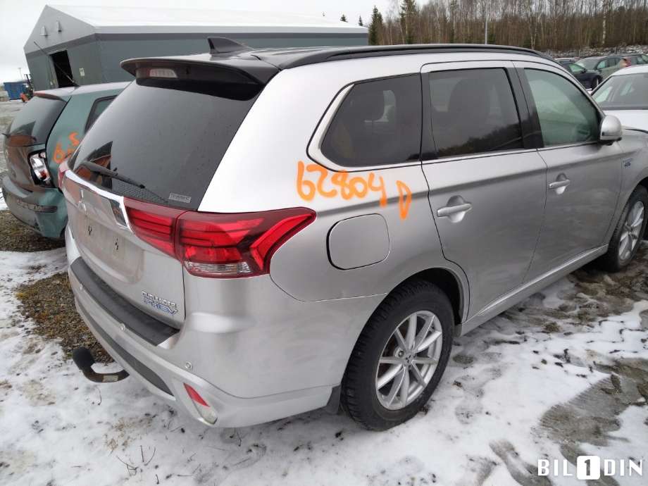 Mitsubishi Outlander 2015-->> (Type III, Fase 2) , Motorkode: 4B11, Girkassekode: 