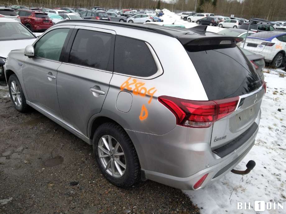 Mitsubishi Outlander 2015-->> (Type III, Fase 2) , Motorkode: 4B11, Girkassekode: 